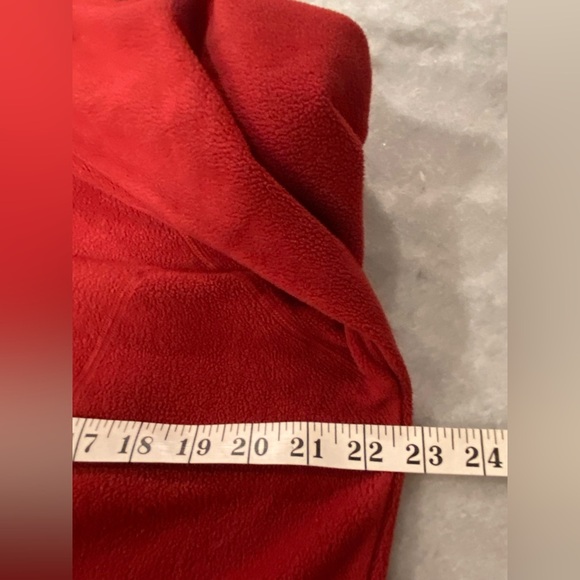 L.L. Bean Size XL Dark Red Mock Neck Quarter Zip Pullover Fleece Top Zip Pocket - Picture 6 of 9